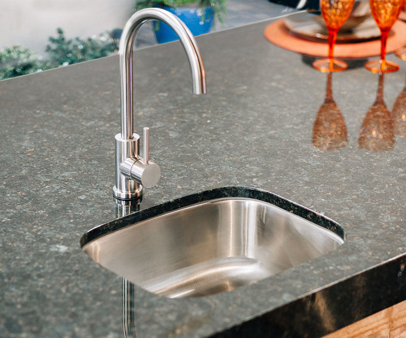 Load image into Gallery viewer, 19"x 15" Undermount Sink