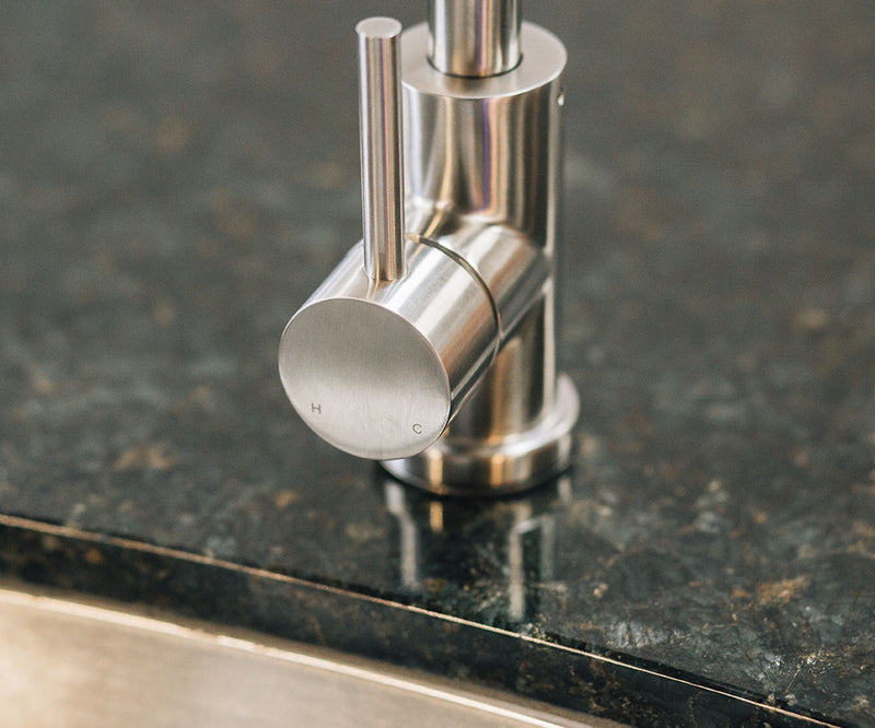 Load image into Gallery viewer, 19"x 15" Undermount Sink