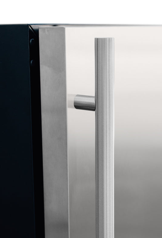 Outdoor Rated Refrigerator (5.1c) - NEW REVERSIBLE DOOR