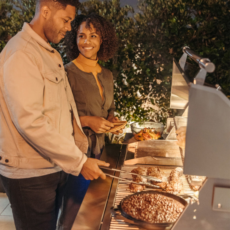 Load image into Gallery viewer, American Made Grills - Estate Freedom , Stainless Steel U-Tube Burners - Includes Grill Cover
