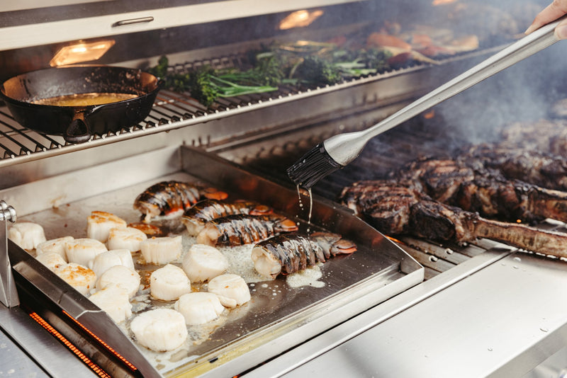 Load image into Gallery viewer, American Made Grills - Muscle - Hybrid - Includes: Grill Cover, Drop-In Sear Burner, Rotisserie, Griddle Plate, Starter Kit, Care Kit
